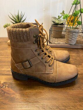 Shoe Dept - Hot Cakes Popper - Light Brown Ankle Boots - Women’s Size 6M